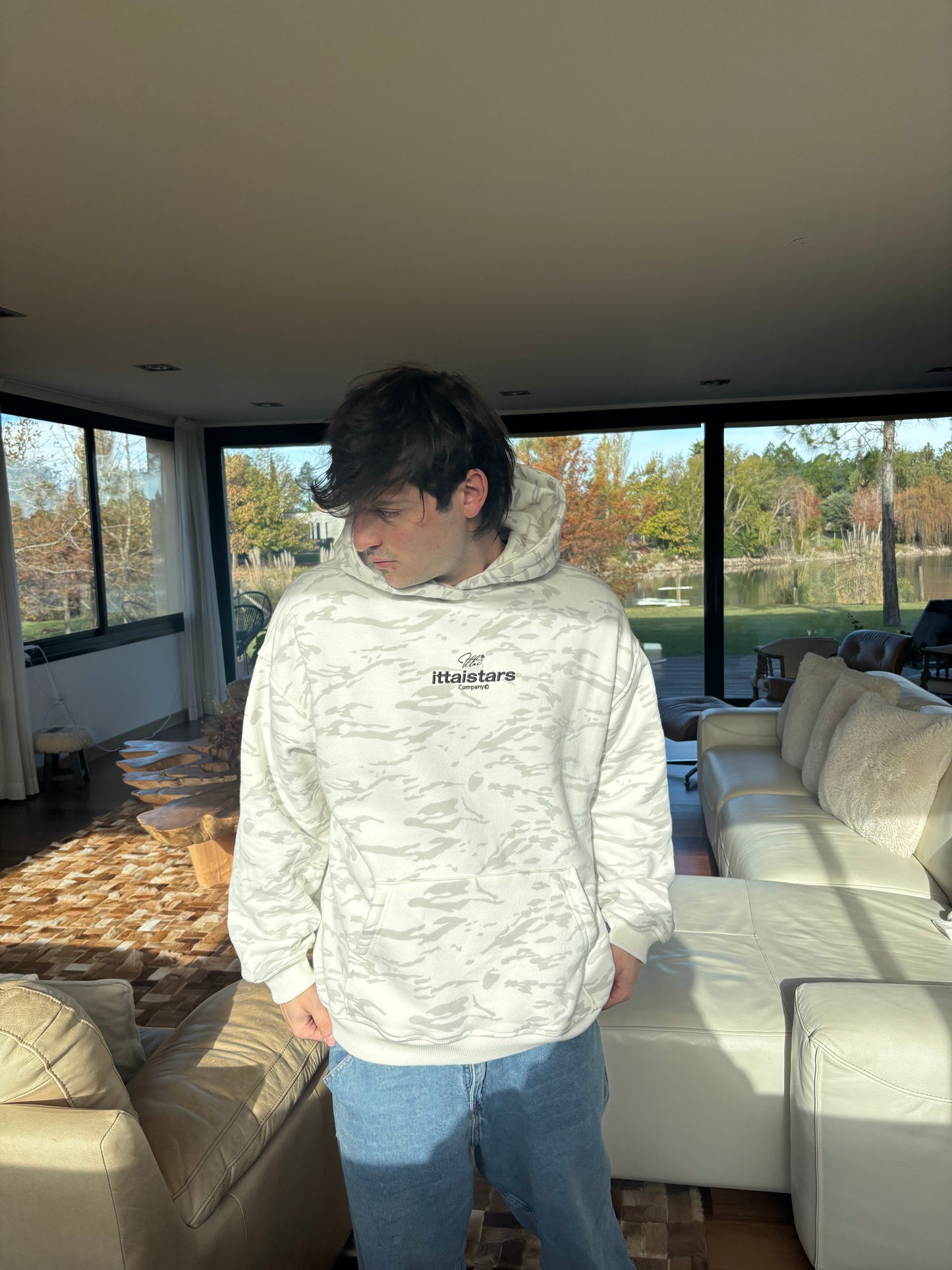 DIA 1 - SUDADERA KAMUFLERT