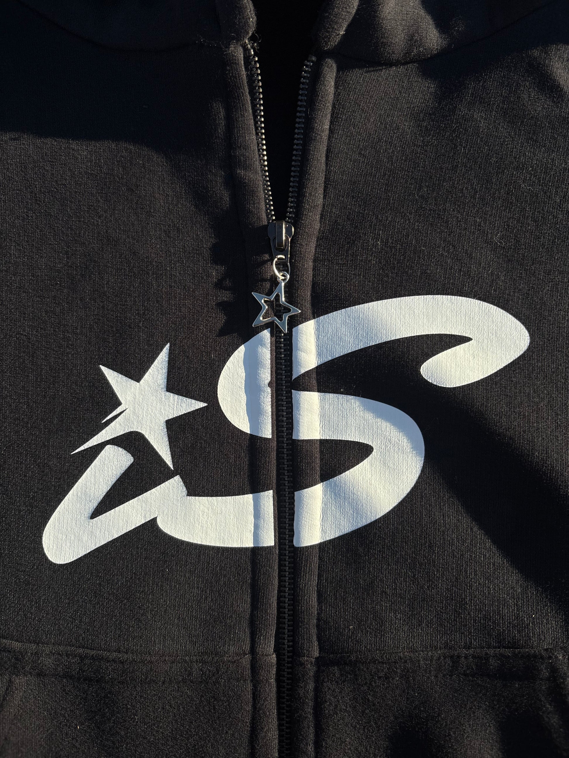 DIA 2 - DOUBLE ZIP HOODIE 𝘐𝘚