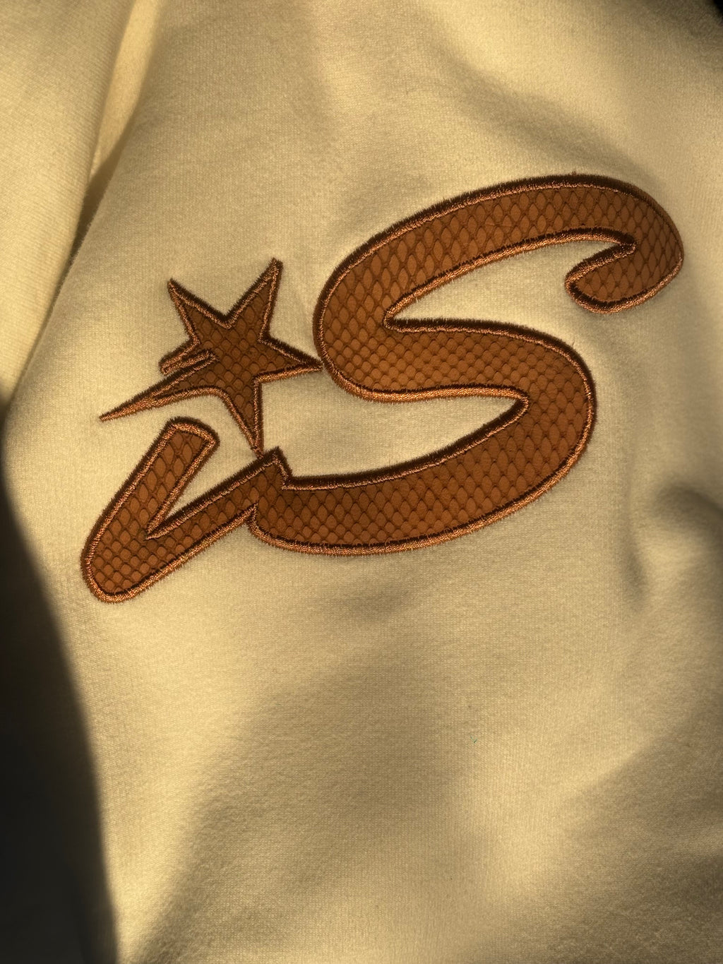 DIA 5 - SUDADERA LEATHER