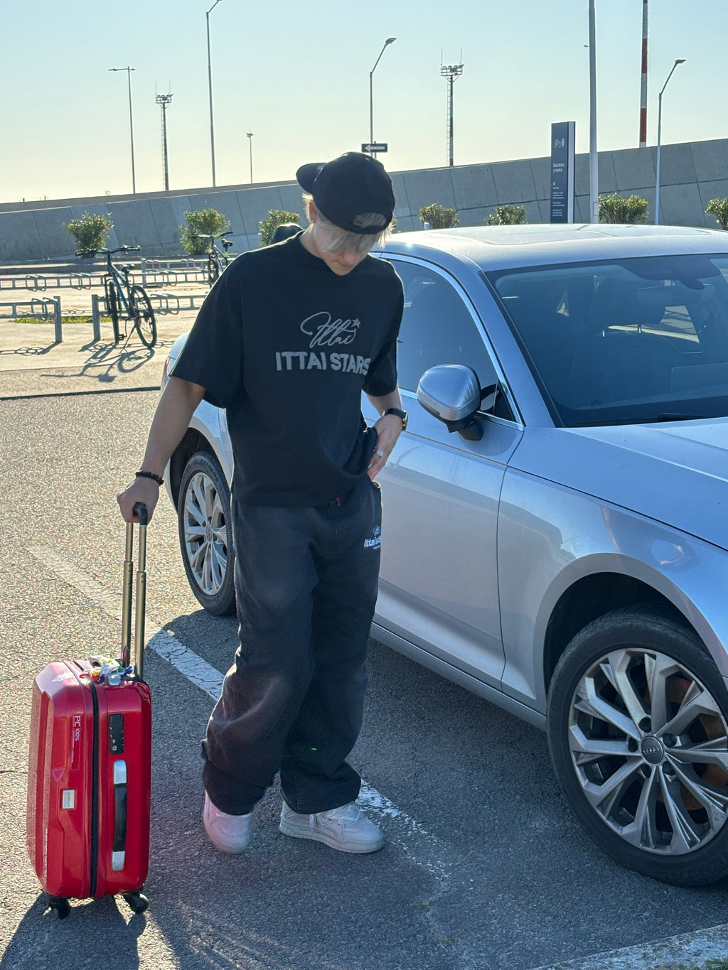 Back to basic - Hard Black