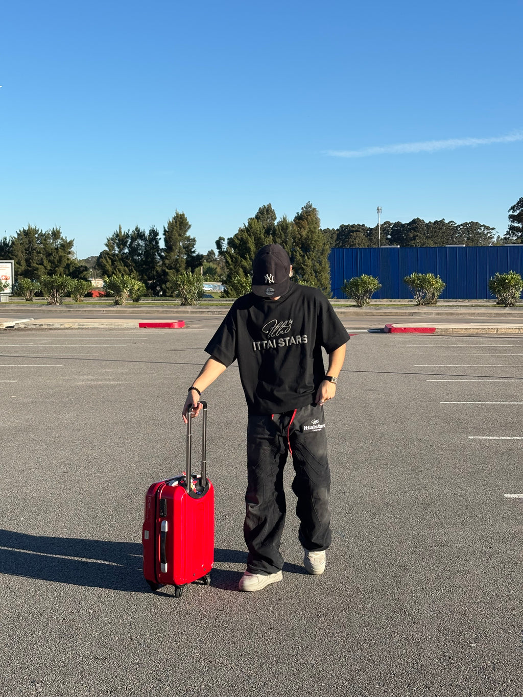 Back to basic - Hard Black