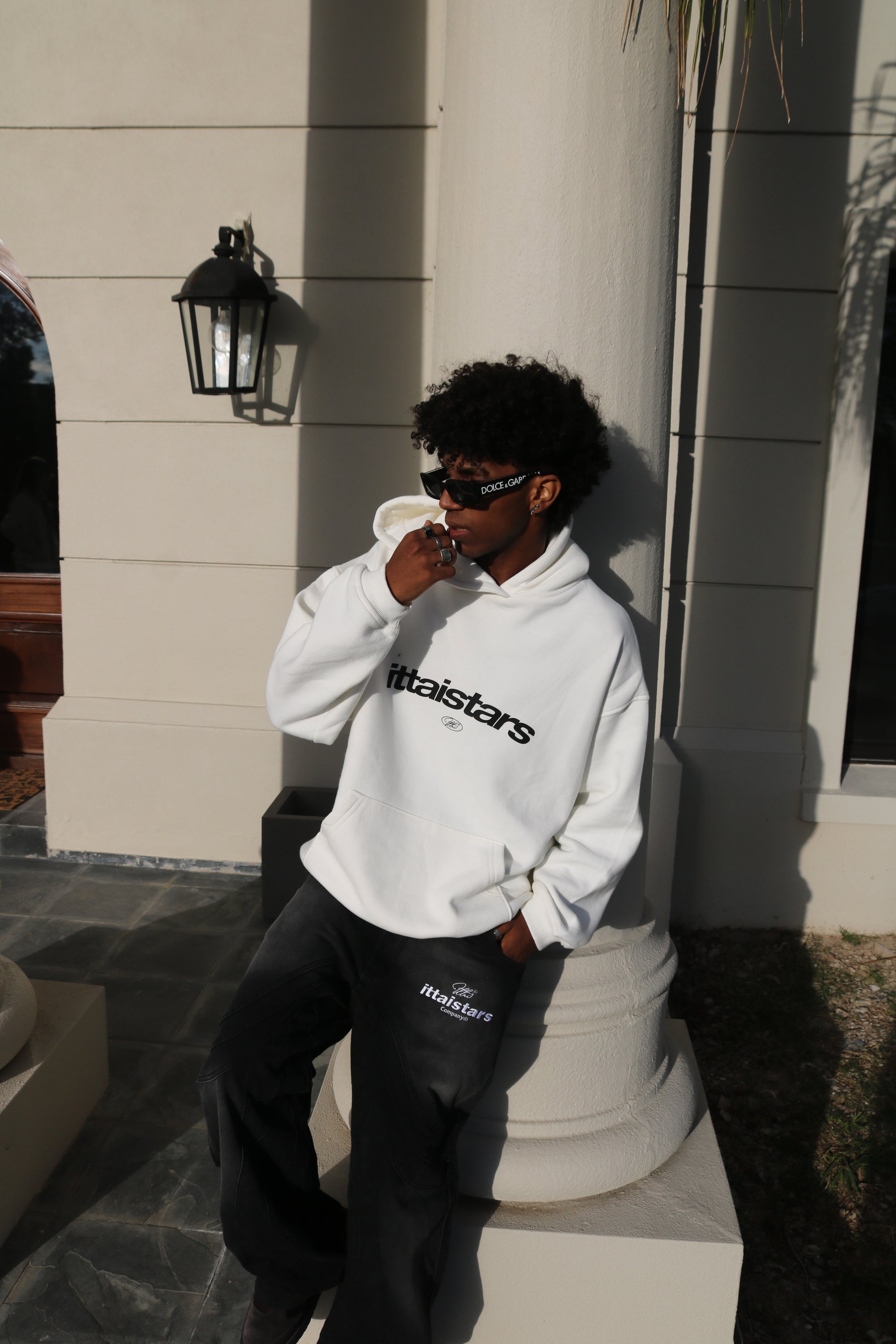 DIA 11 - SUDADERA BASIC ittaistars