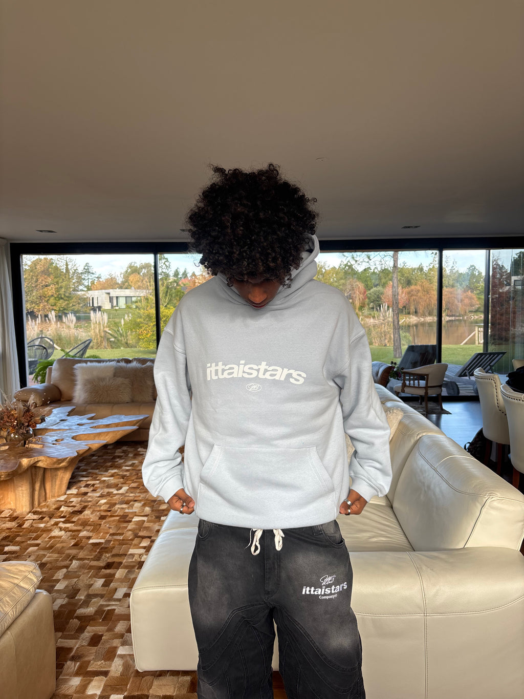 DIA 11 - SUDADERA BASIC ittaistars
