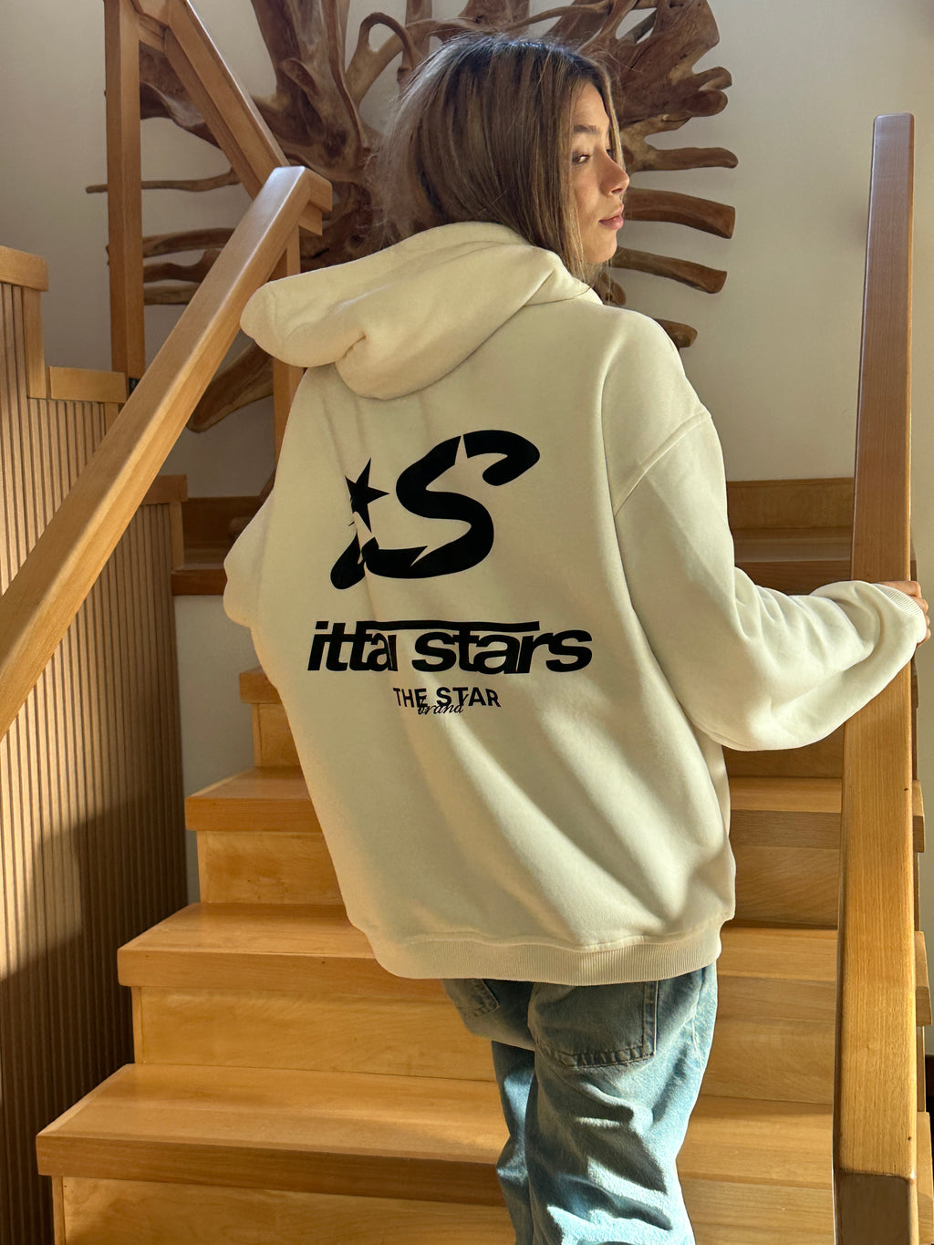 DIA 9 - SUDADERA IS
