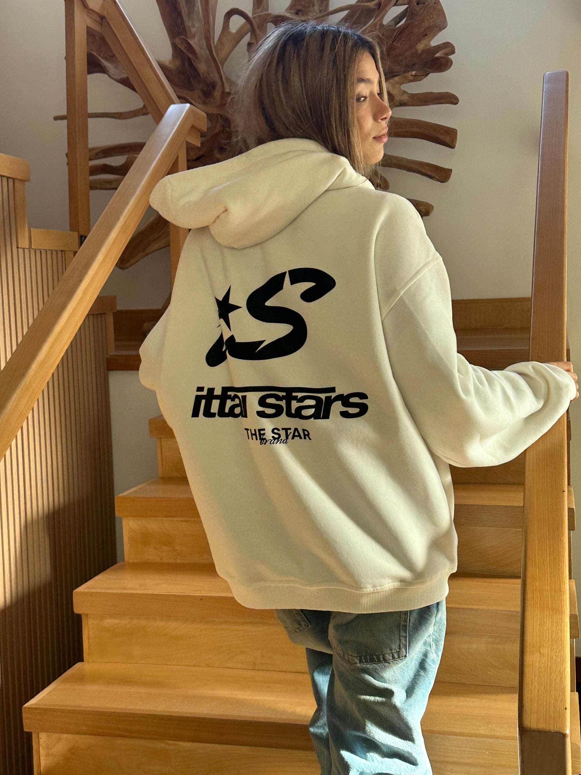 DIA 9 - SUDADERA IS