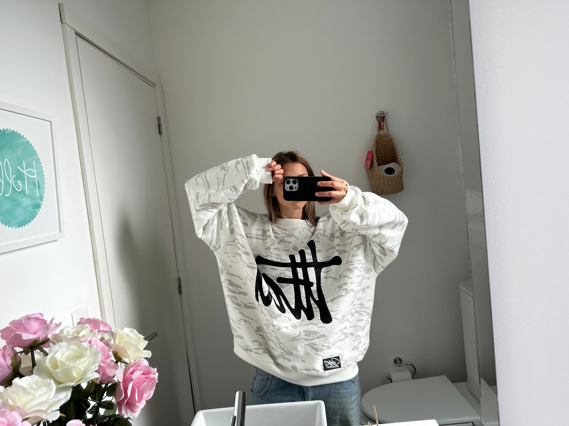 DIA 4- SUDADERA REFINED  KAMUFLERT