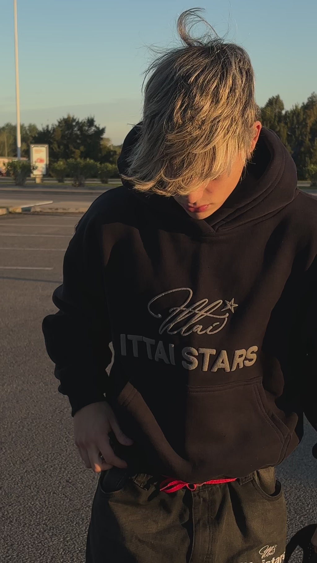 BACK TO BASIC HOODIE - HARD BLACK