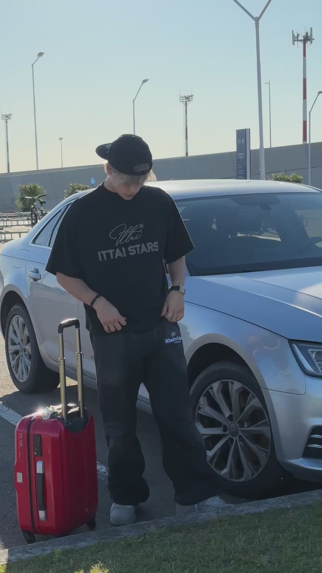 Back to basic - Hard Black